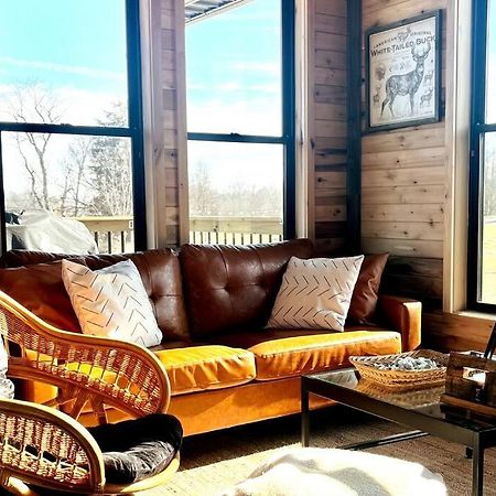 Bourbon Barrel Cottages #1 Of 5 On Kentucky Trail 劳伦斯堡 外观 照片